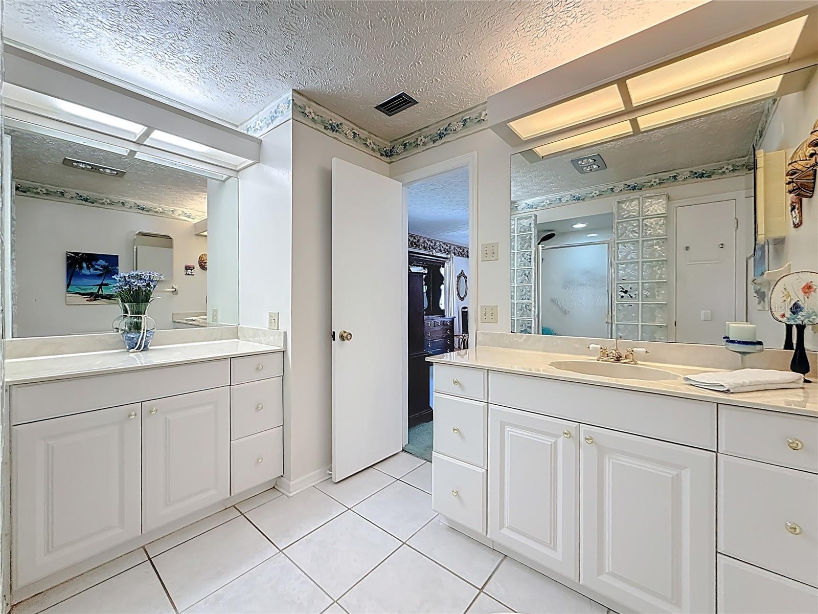 452 SUMMIT CHASE DR — photo 11
