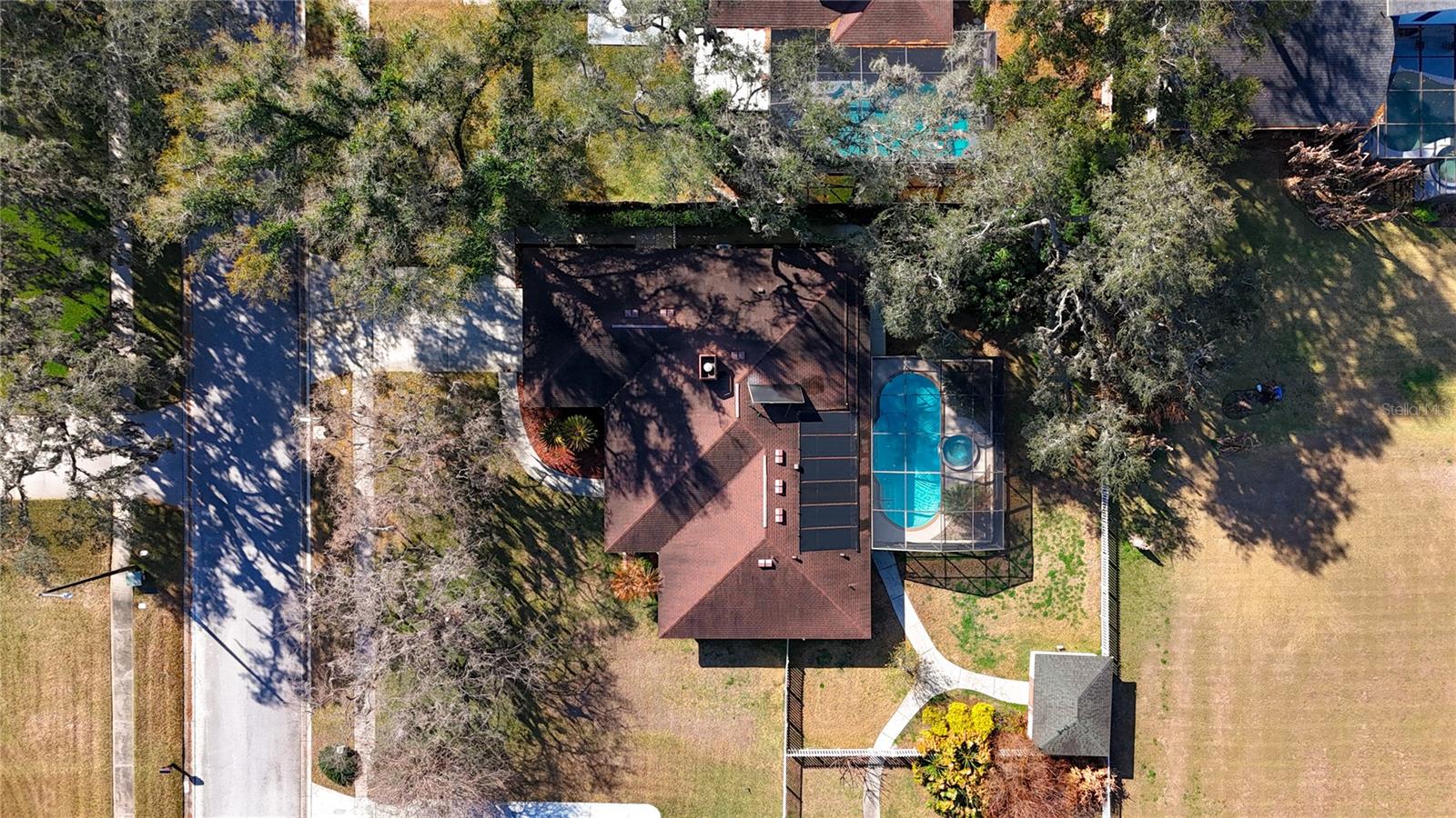 452 SUMMIT CHASE DR — photo 24