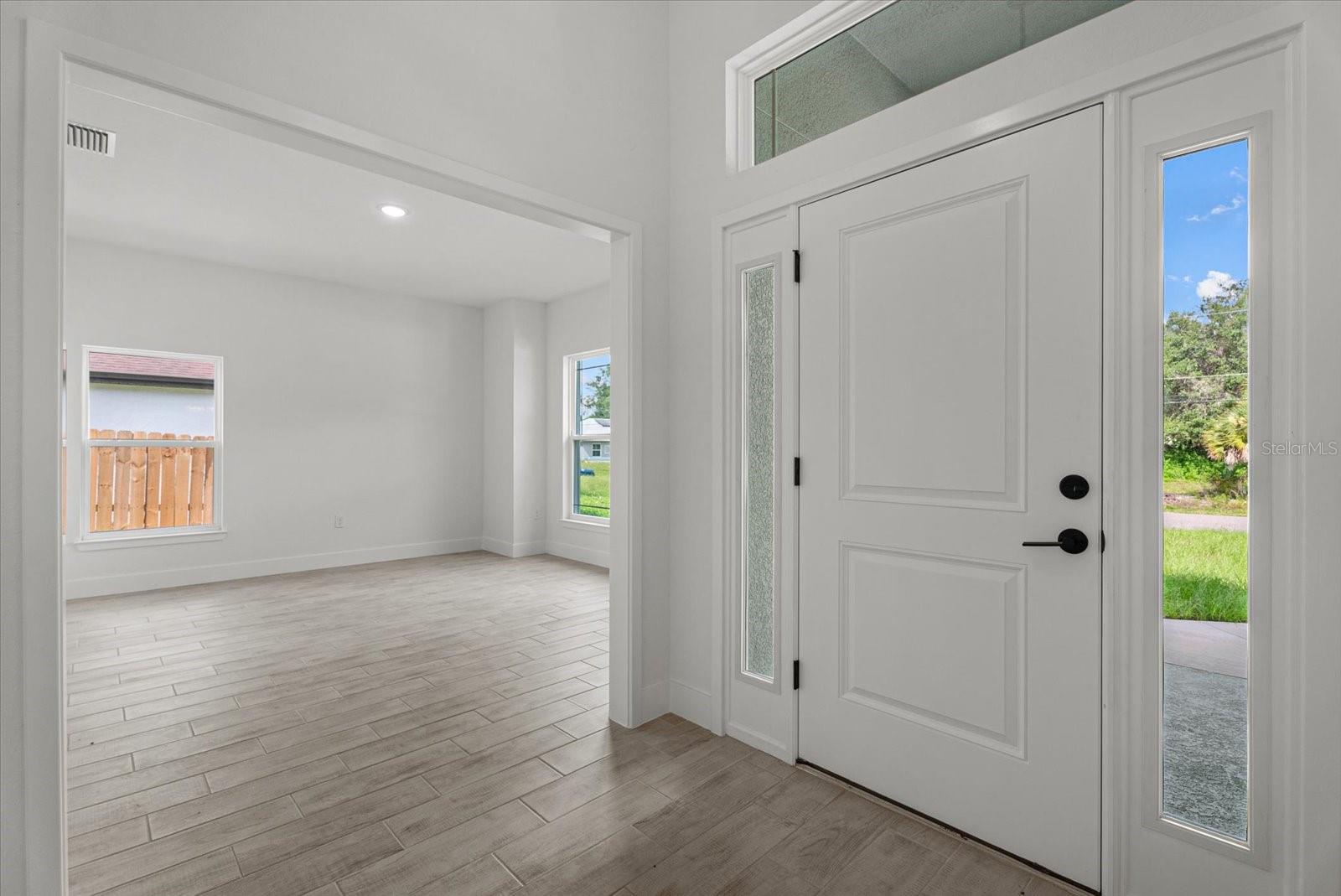 1474 NABATOFF ST — photo 4