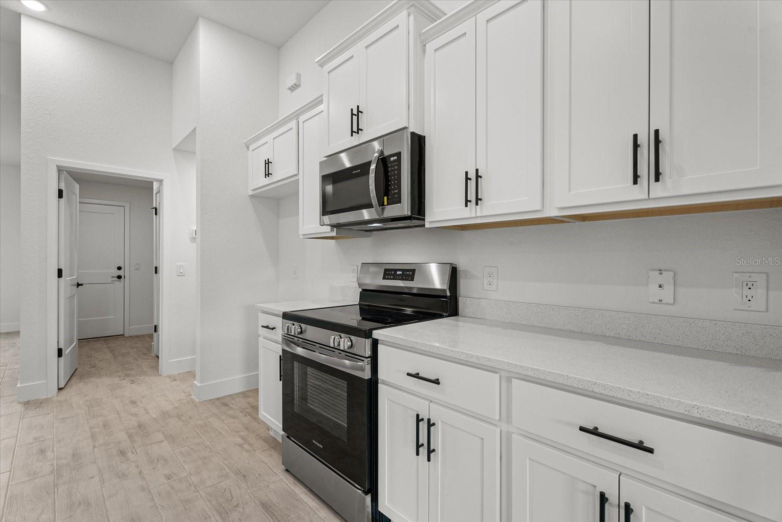 1474 NABATOFF ST — photo 14