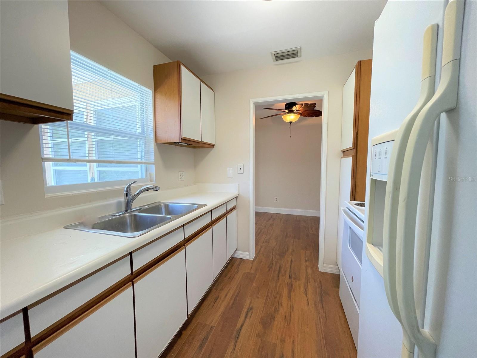 9 JEFF RD — photo 20