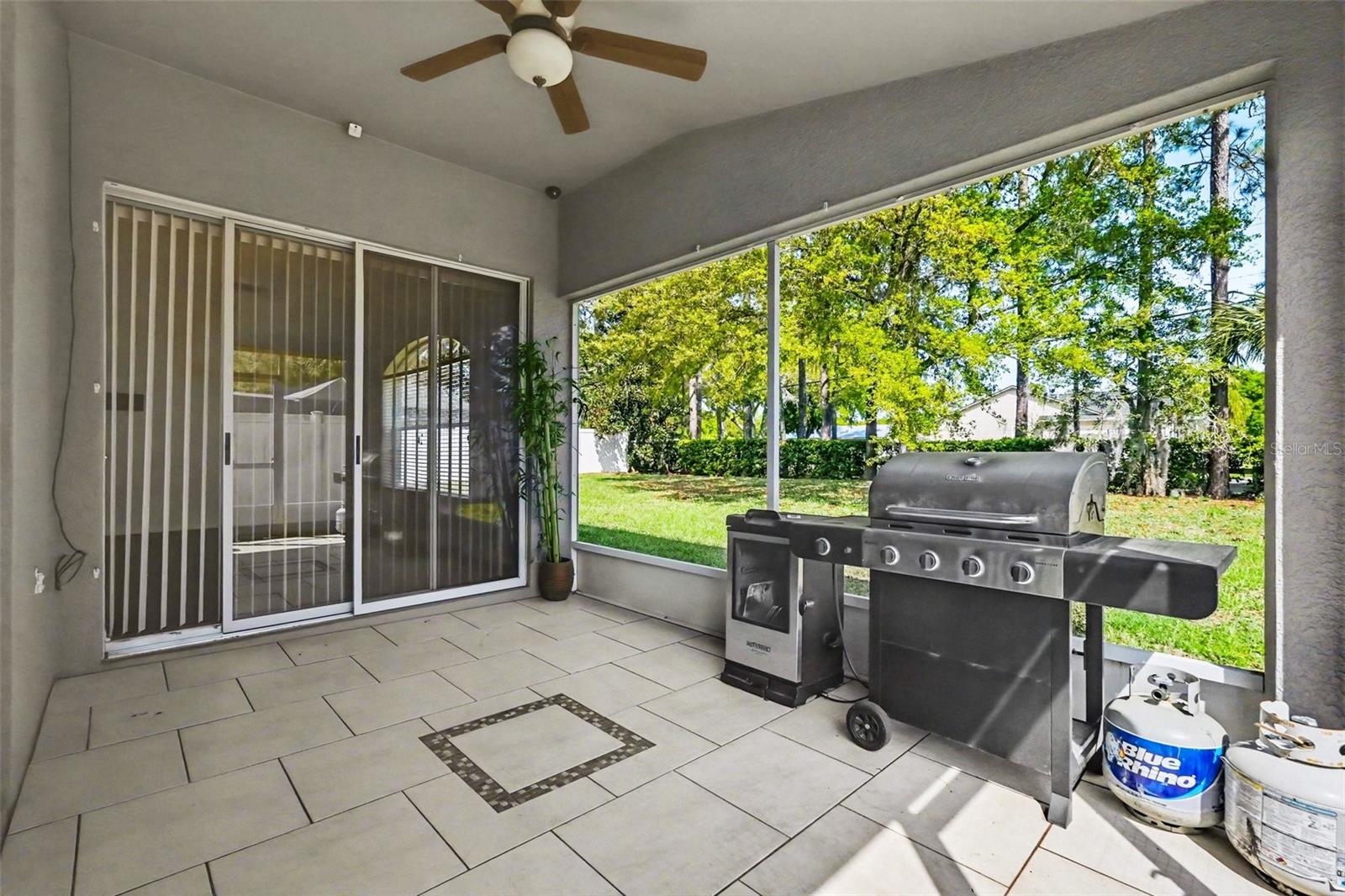 20835 RIVERFOREST DR — photo 37