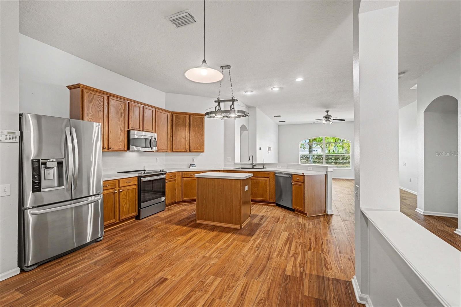 20835 RIVERFOREST DR — photo 12