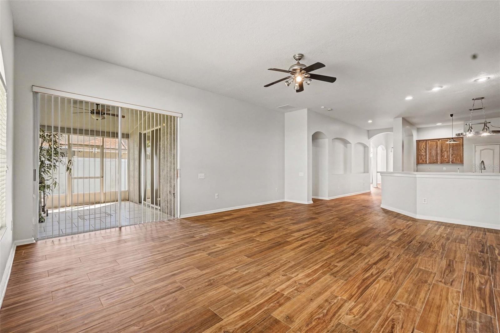 20835 RIVERFOREST DR — photo 21