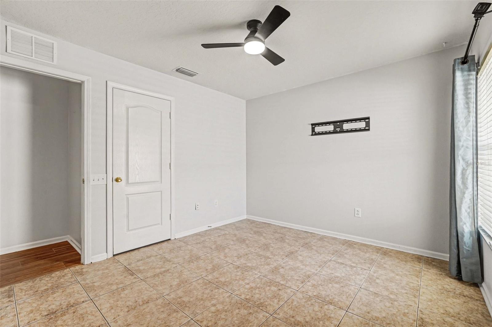 20835 RIVERFOREST DR — photo 30