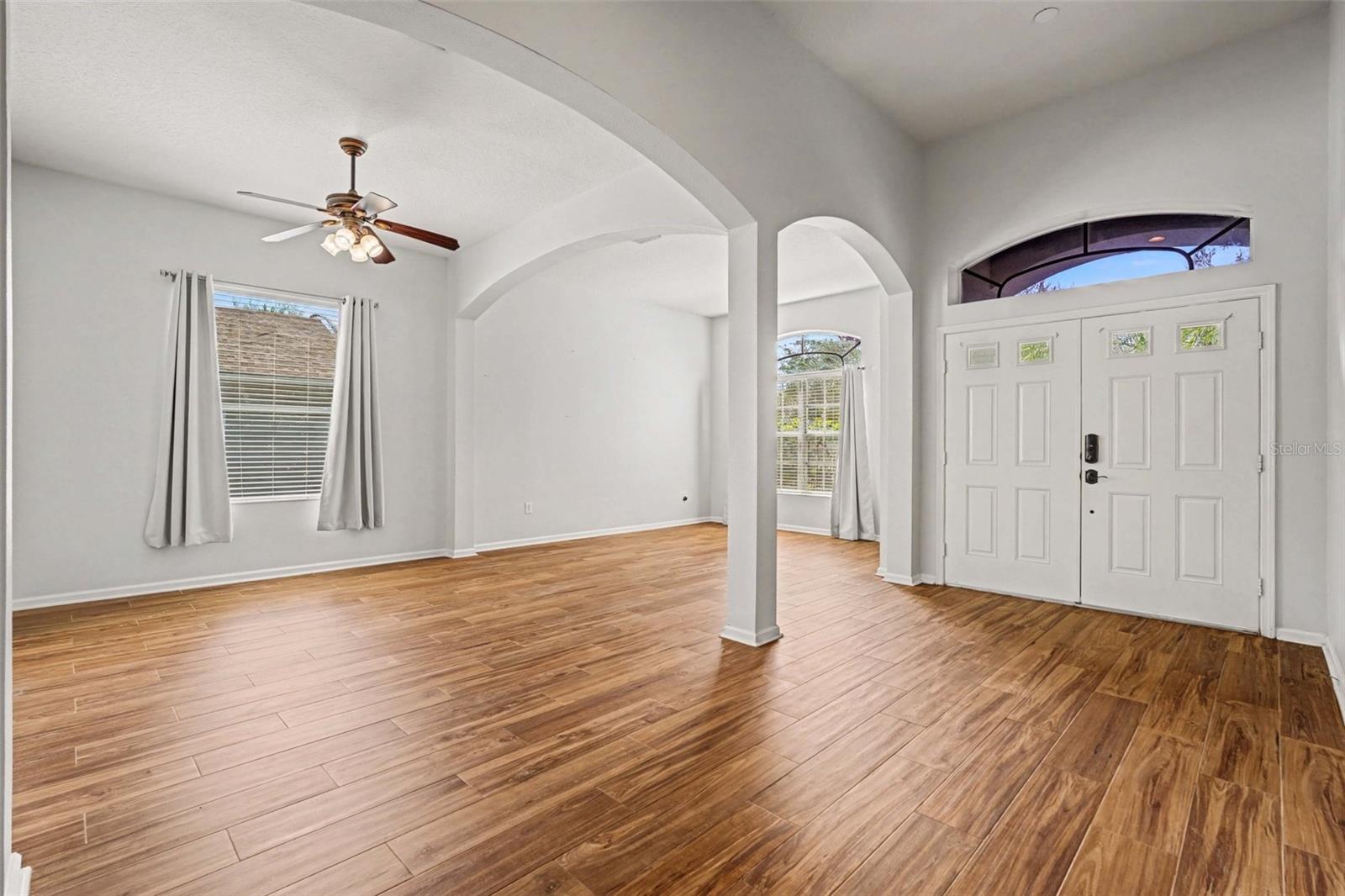 20835 RIVERFOREST DR — photo 7