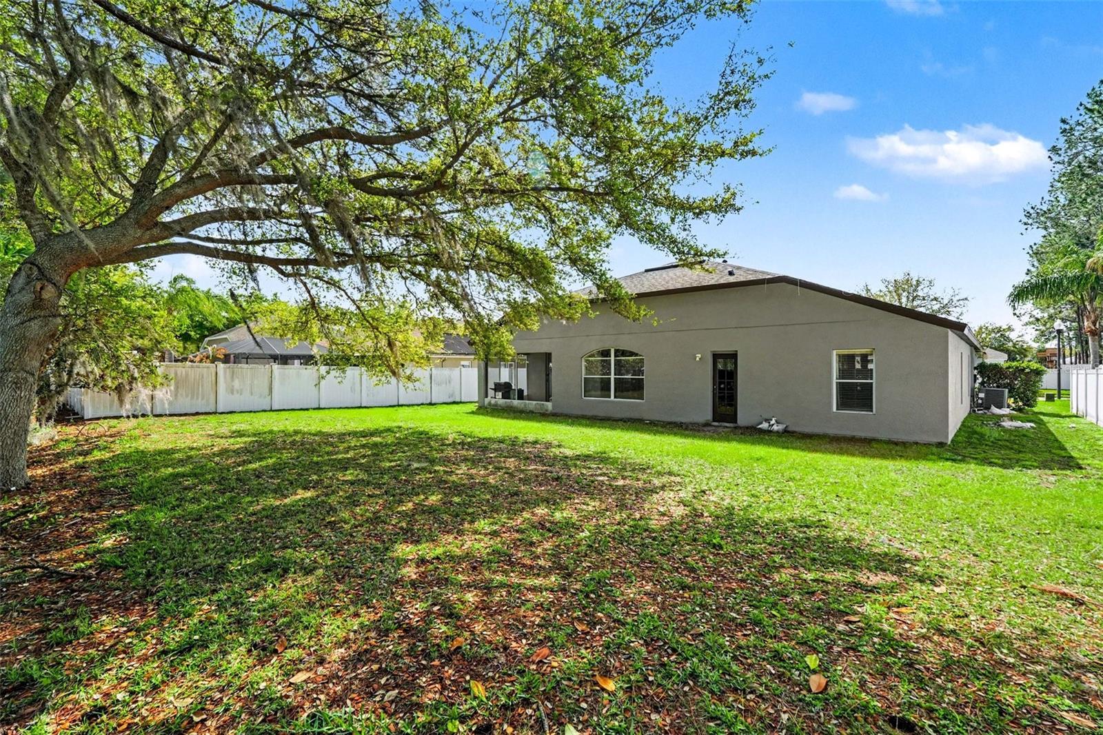 20835 RIVERFOREST DR — photo 40