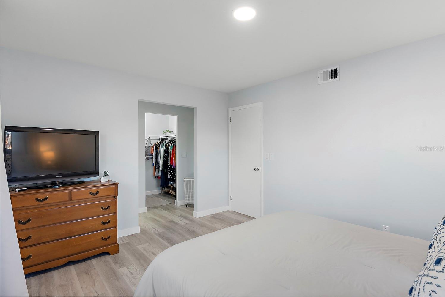 514 HARBOR DR S — photo 19