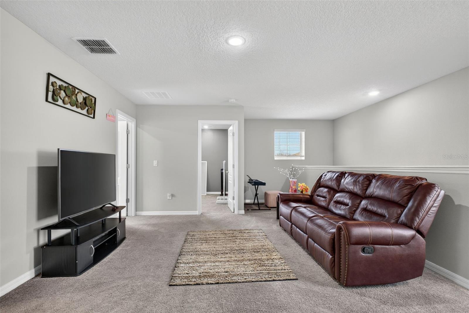 18056 AERO AVE — photo 33