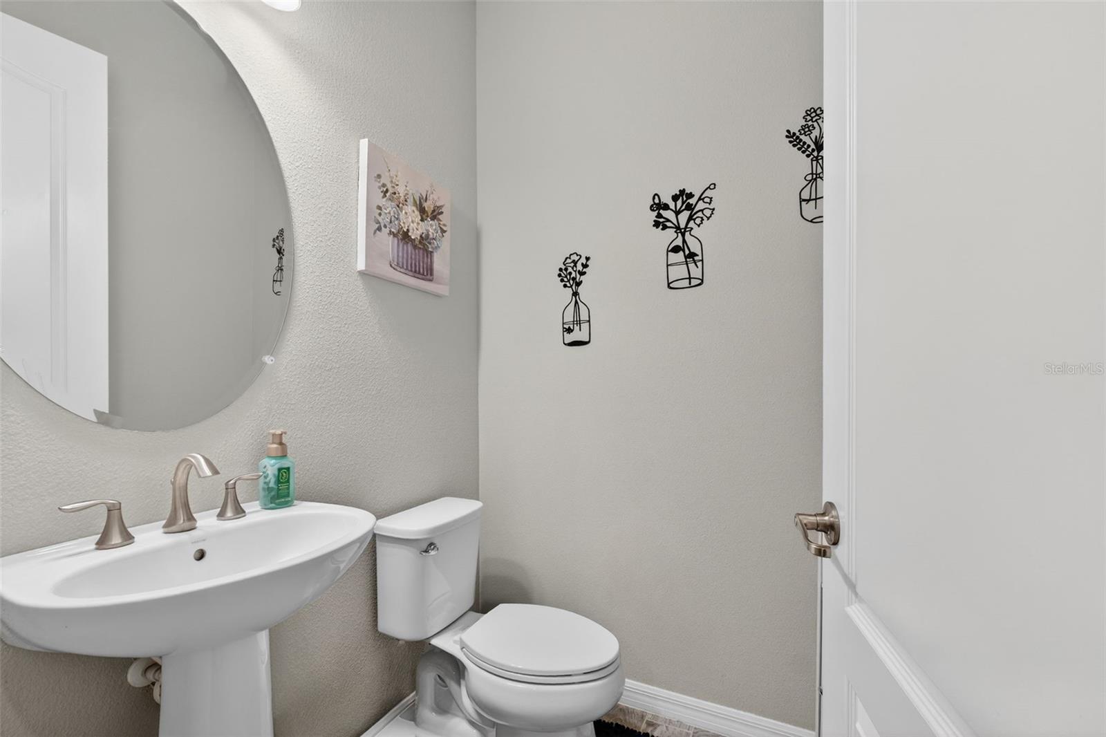 18056 AERO AVE — photo 31