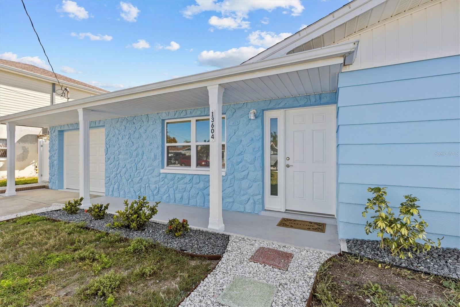 13604 MARIA DR — photo 18