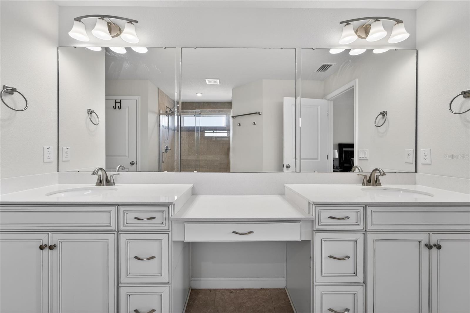 12273 BLUE PACIFIC DR — photo 33