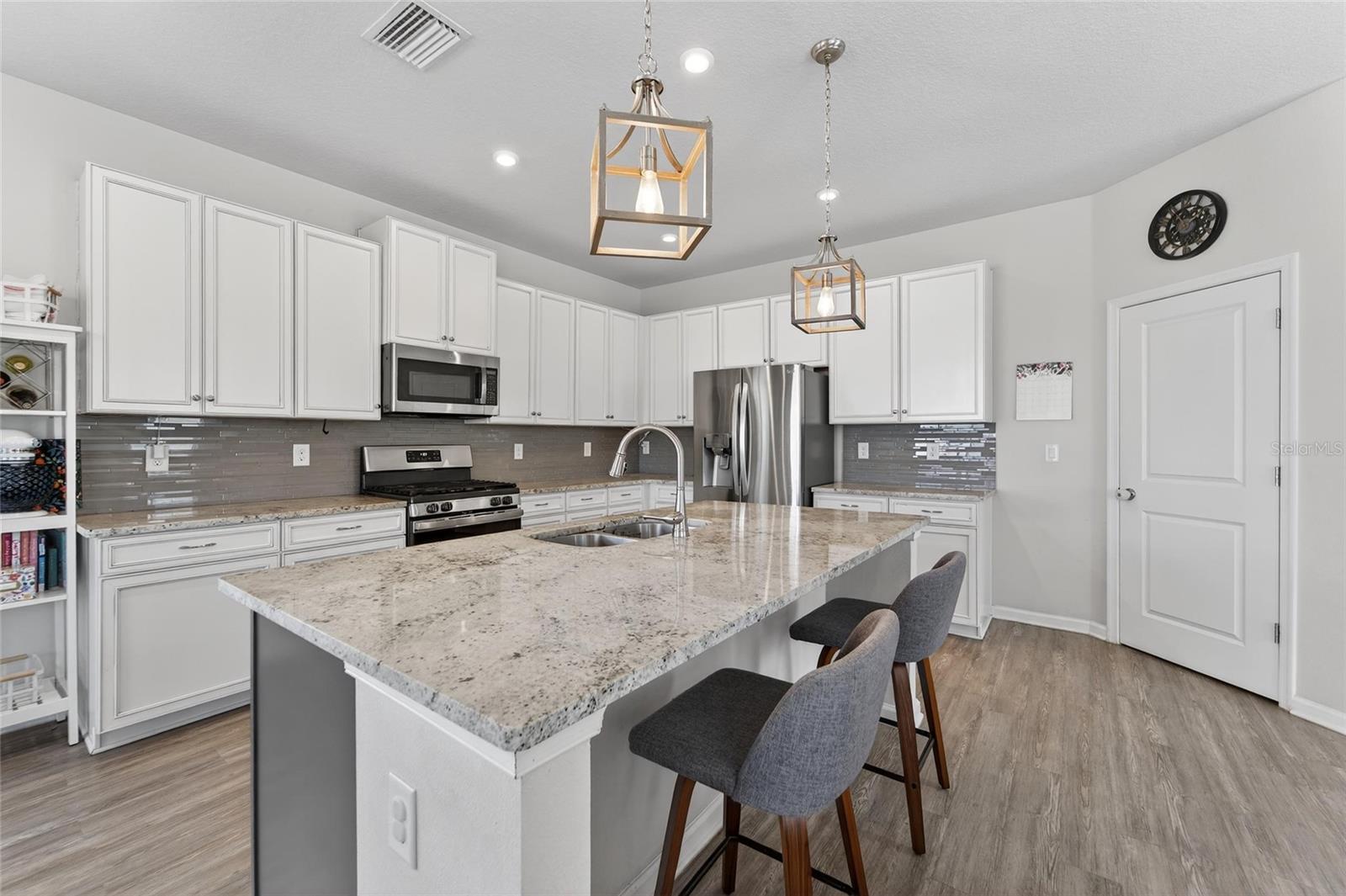 12273 BLUE PACIFIC DR — photo 24