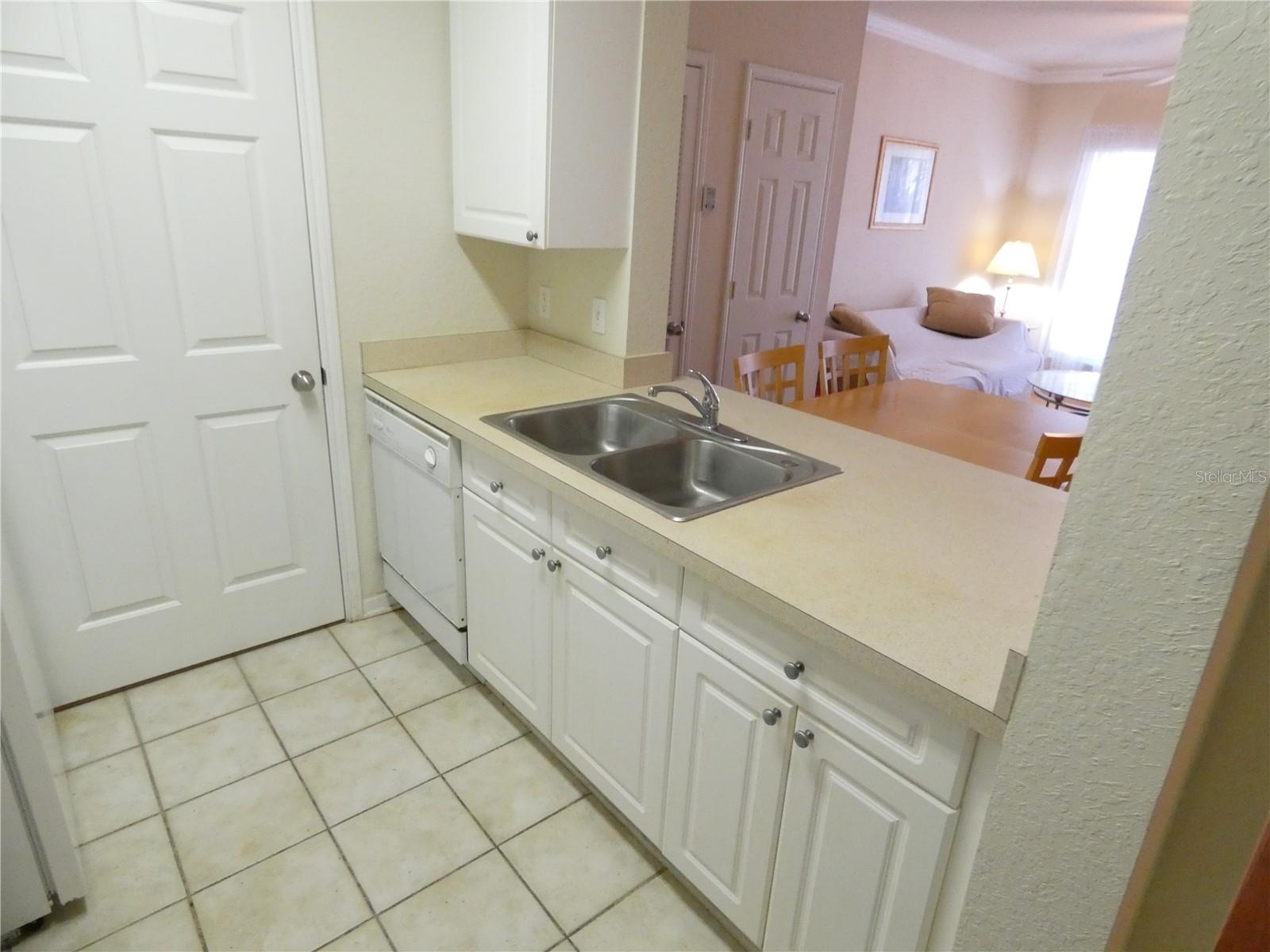 1216 S MISSOURI AVE #209 — photo 6
