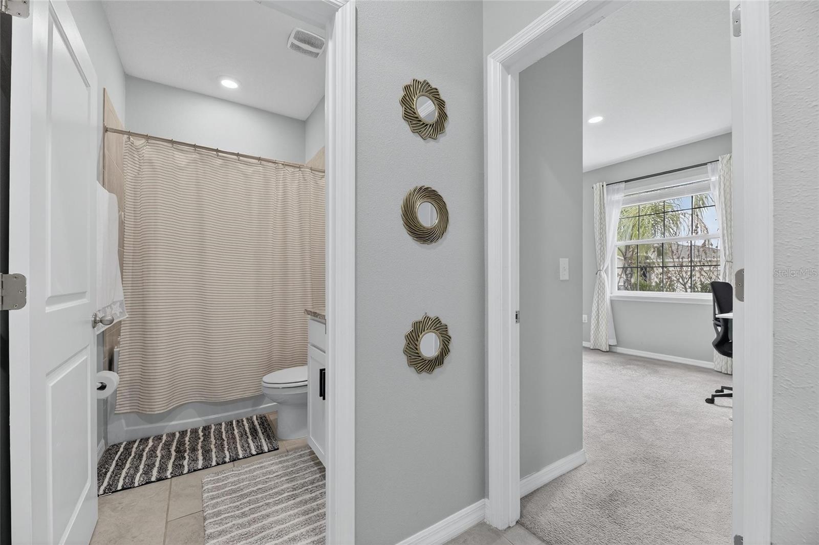 33146 SAND CREEK DR — photo 40