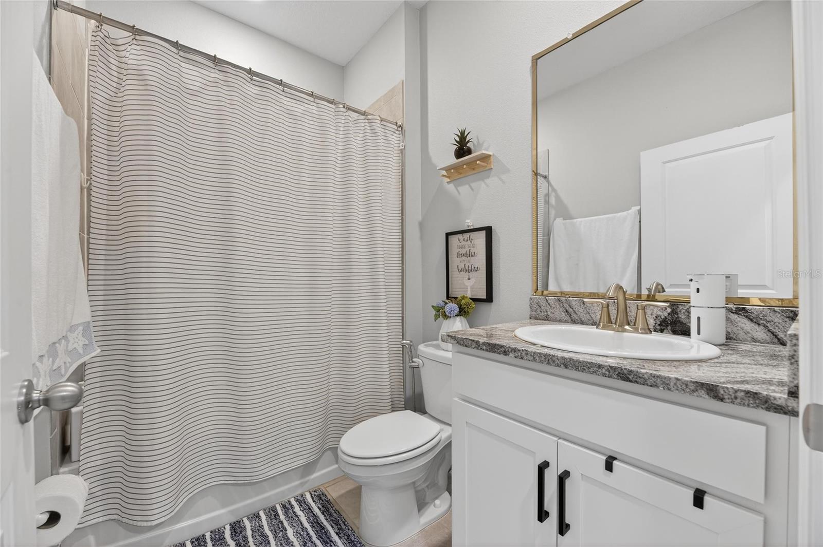 33146 SAND CREEK DR — photo 41