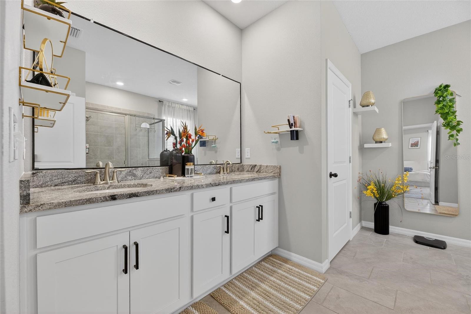33146 SAND CREEK DR — photo 36