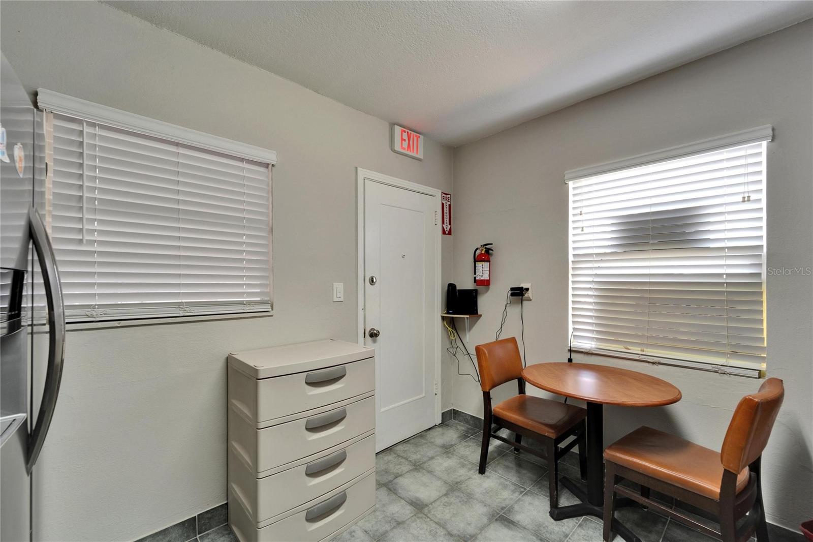 126 RIDGEWOOD AVE — photo 34