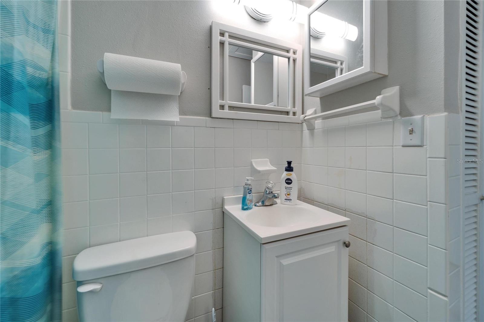 126 RIDGEWOOD AVE — photo 29
