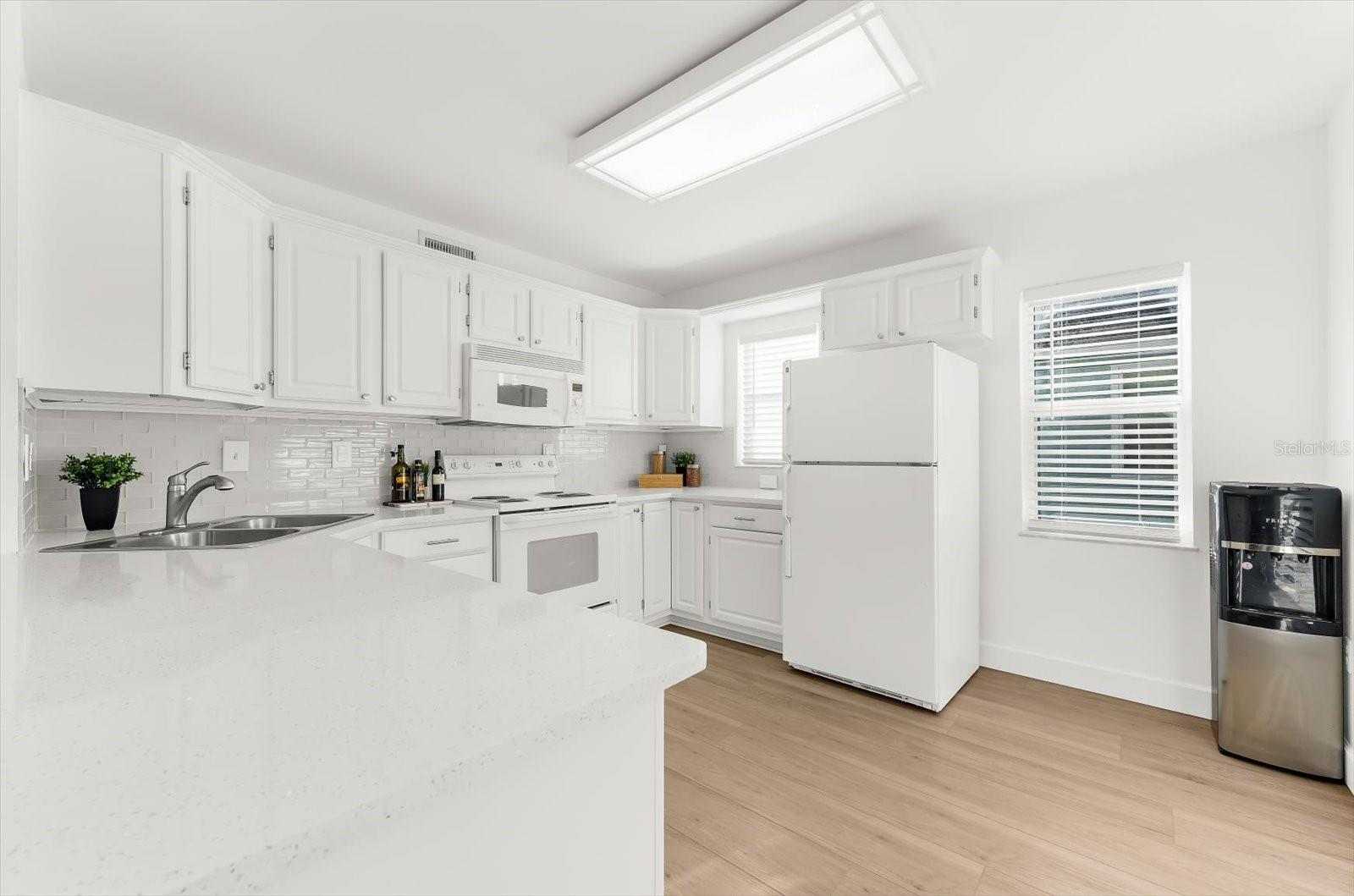 408 GEORGIA AVE — photo 23