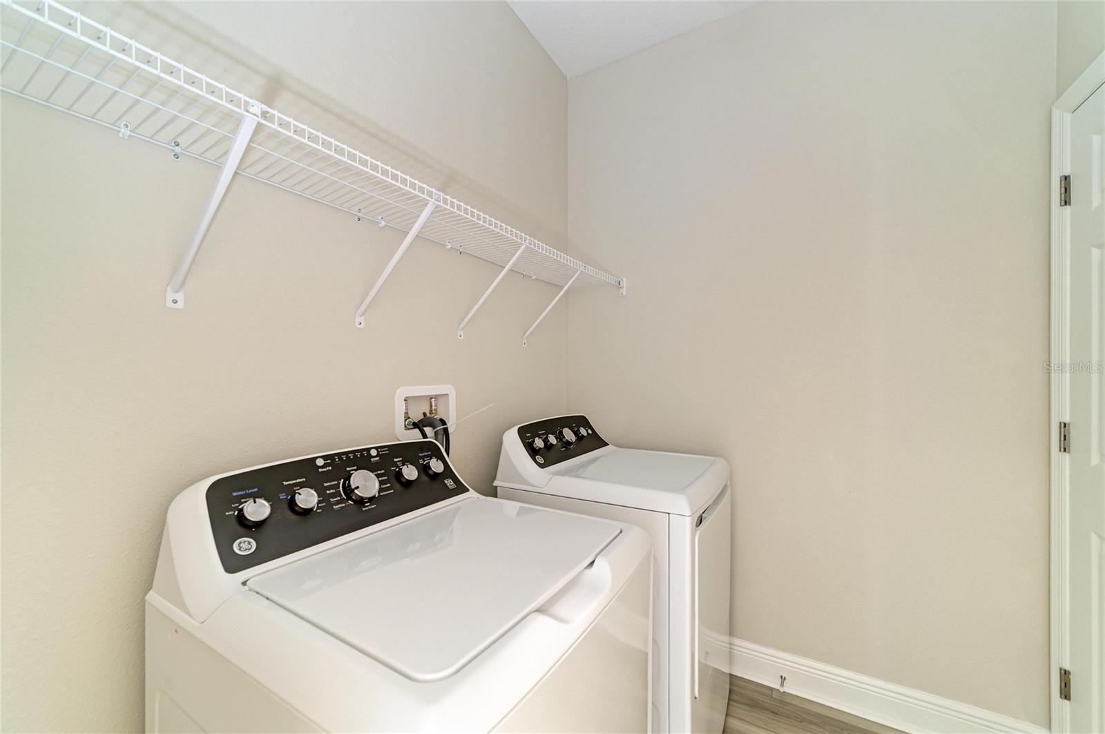 12362 OAK  HILL WAY — photo 27