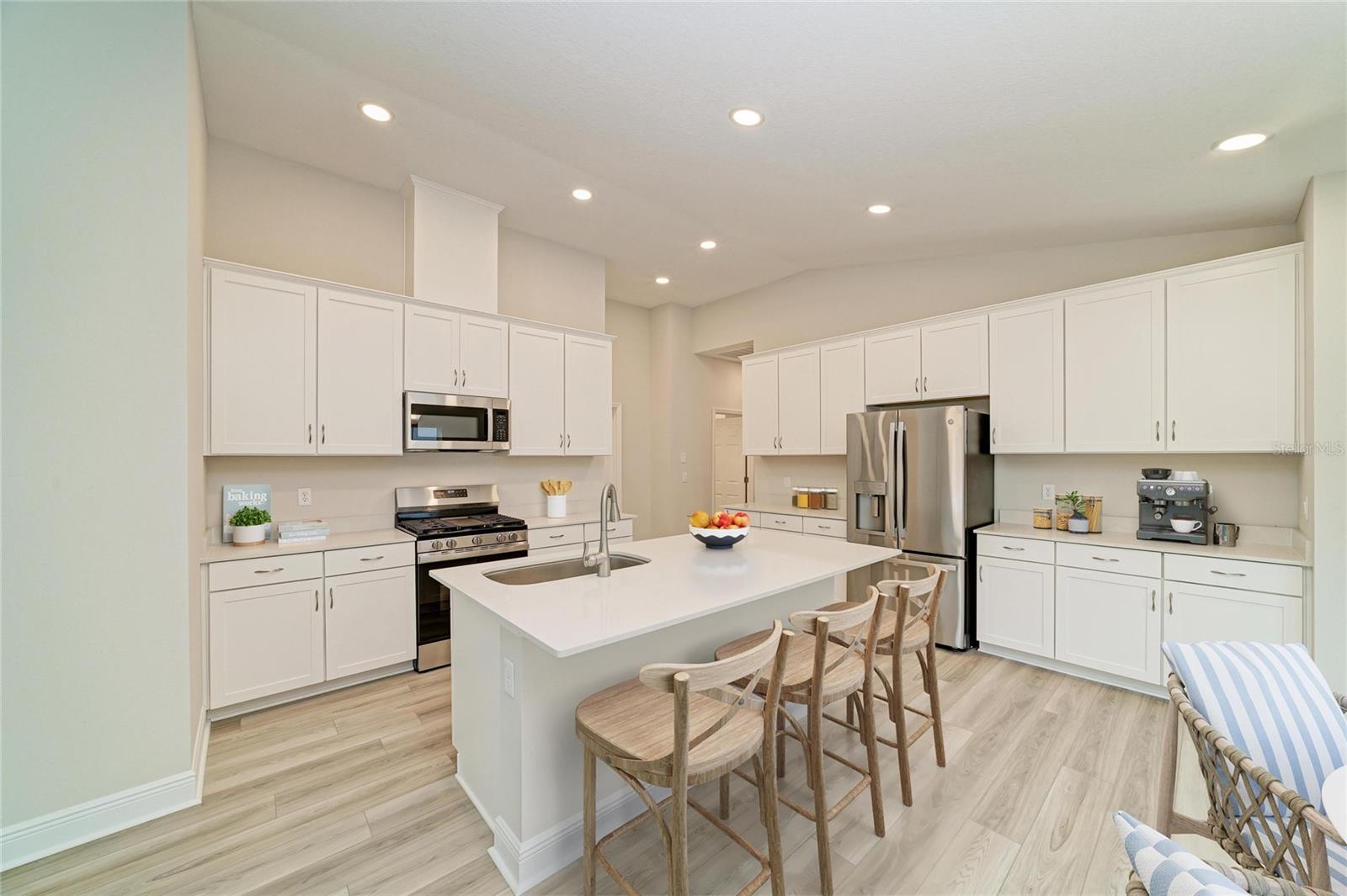 12362 OAK  HILL WAY — photo 2