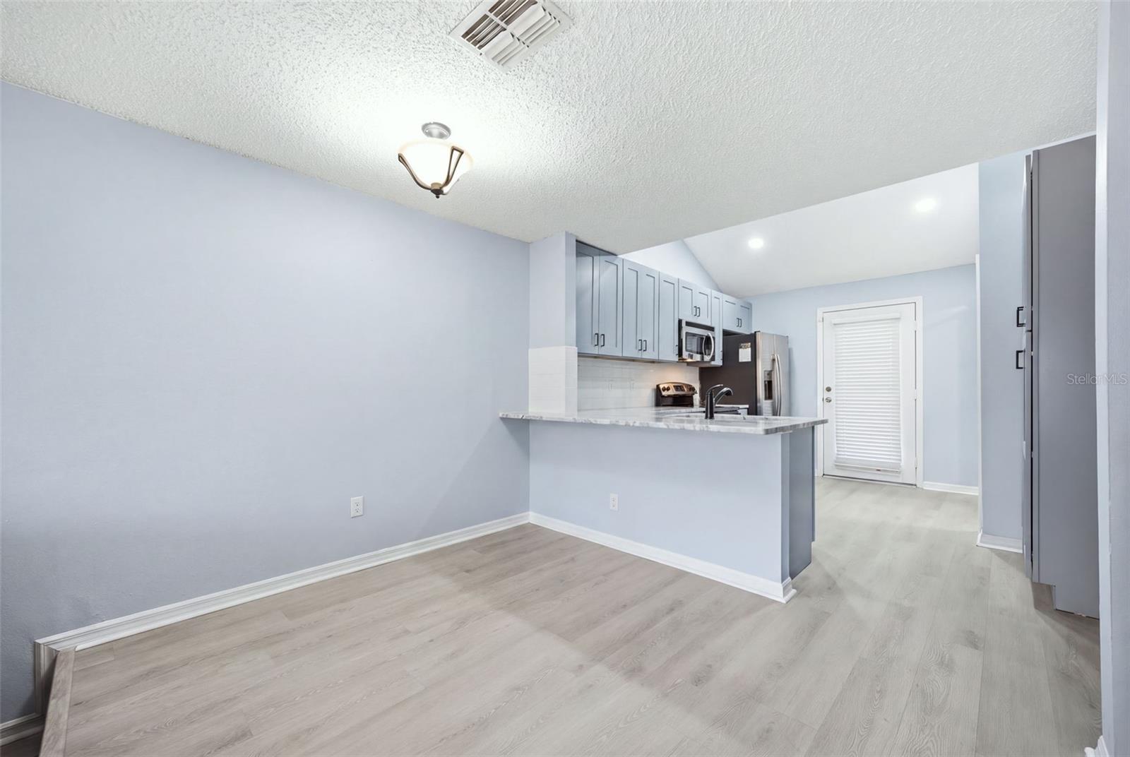 3401 CYPRESS HEAD CT — photo 8