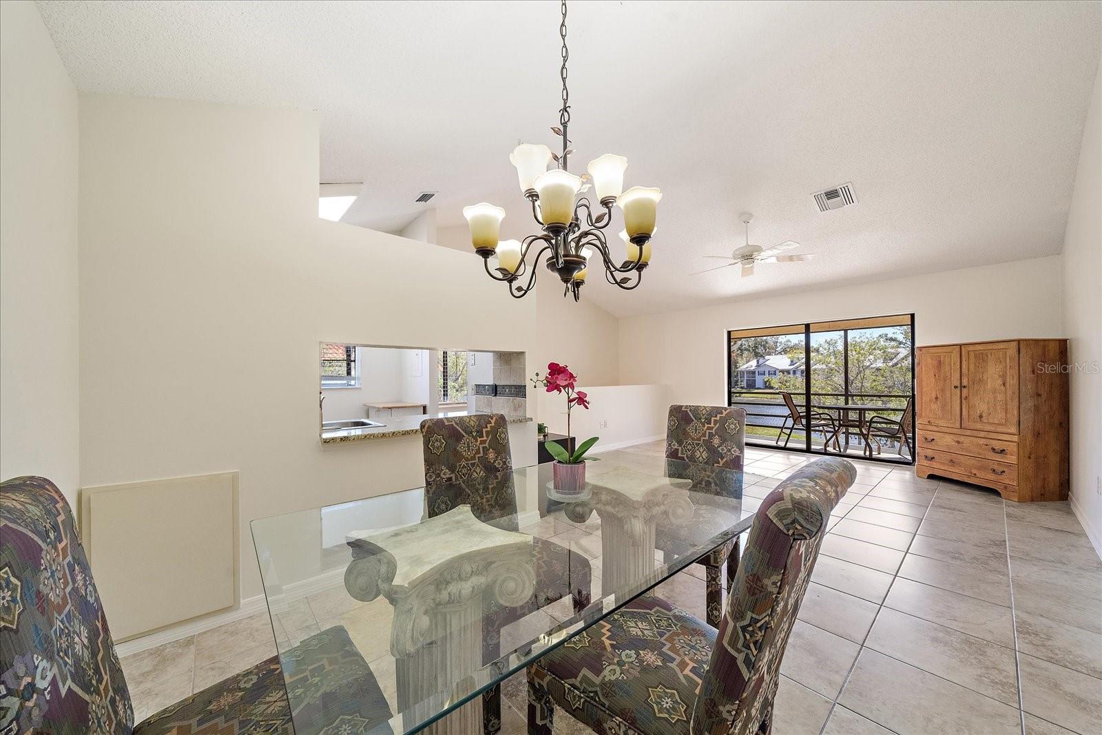 5654 GARDENS DR — photo 24