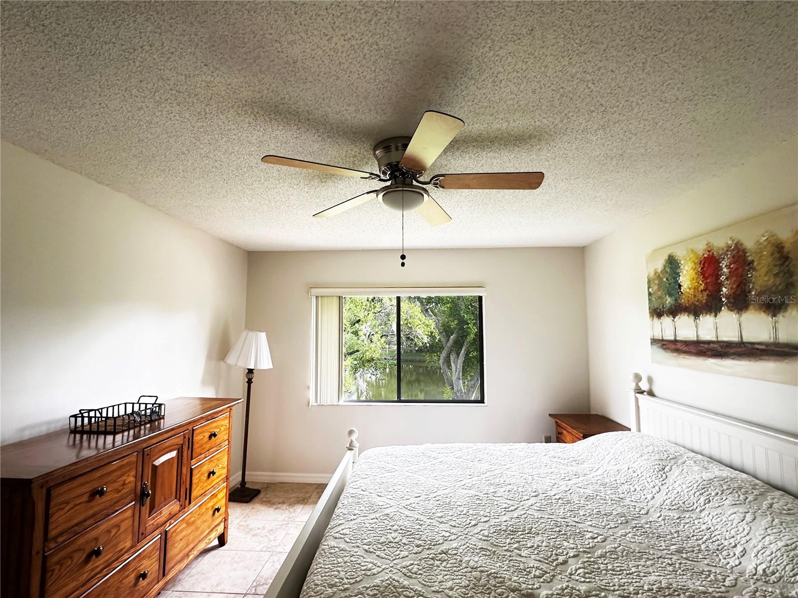 5654 GARDENS DR — photo 29