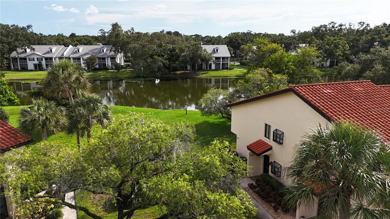 5654 GARDENS DR — photo 41