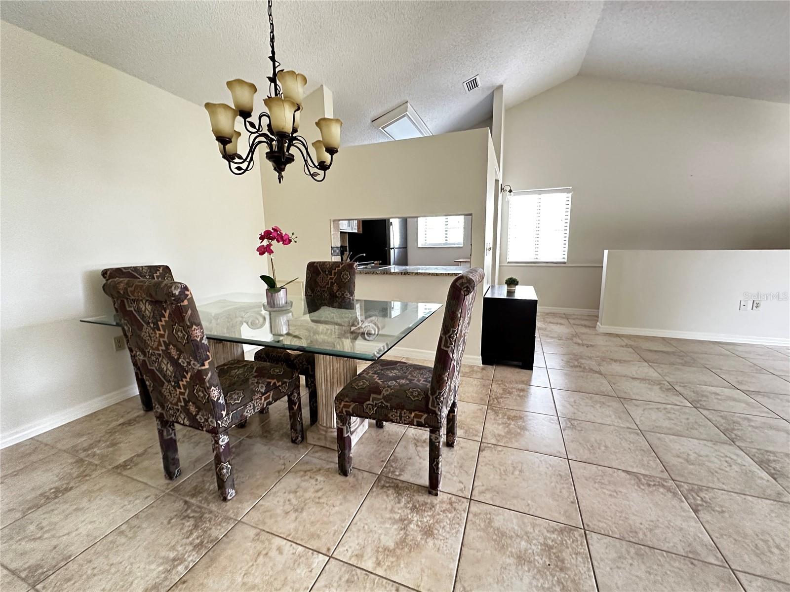 5654 GARDENS DR — photo 21