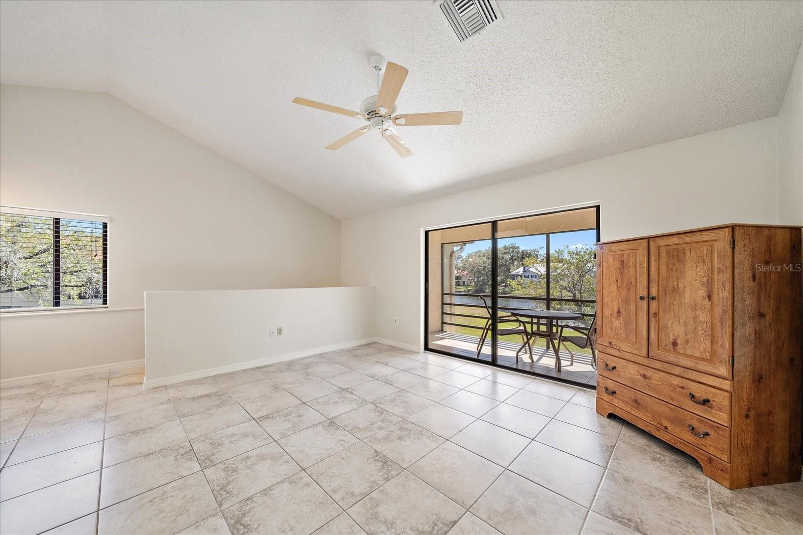 5654 GARDENS DR — photo 12