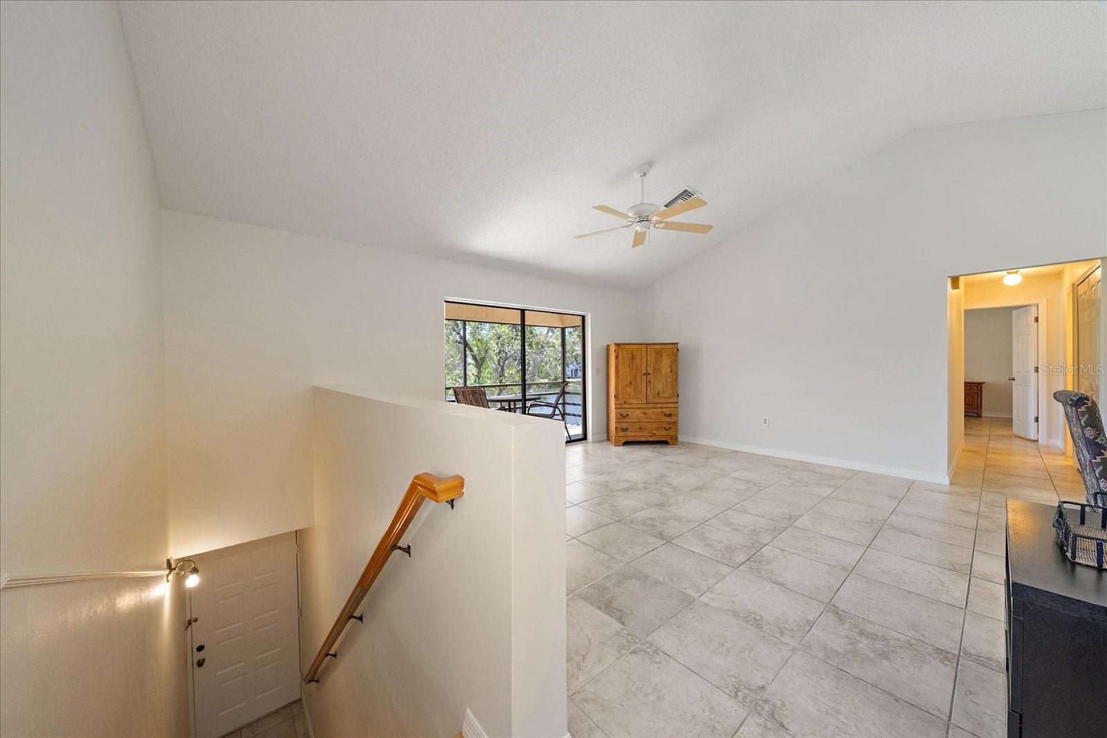 5654 GARDENS DR — photo 39