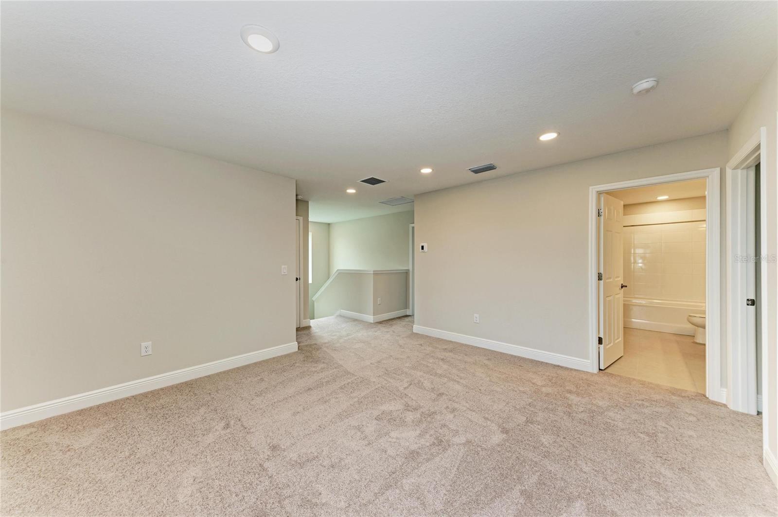 8509 DOVE BOG TER — photo 32