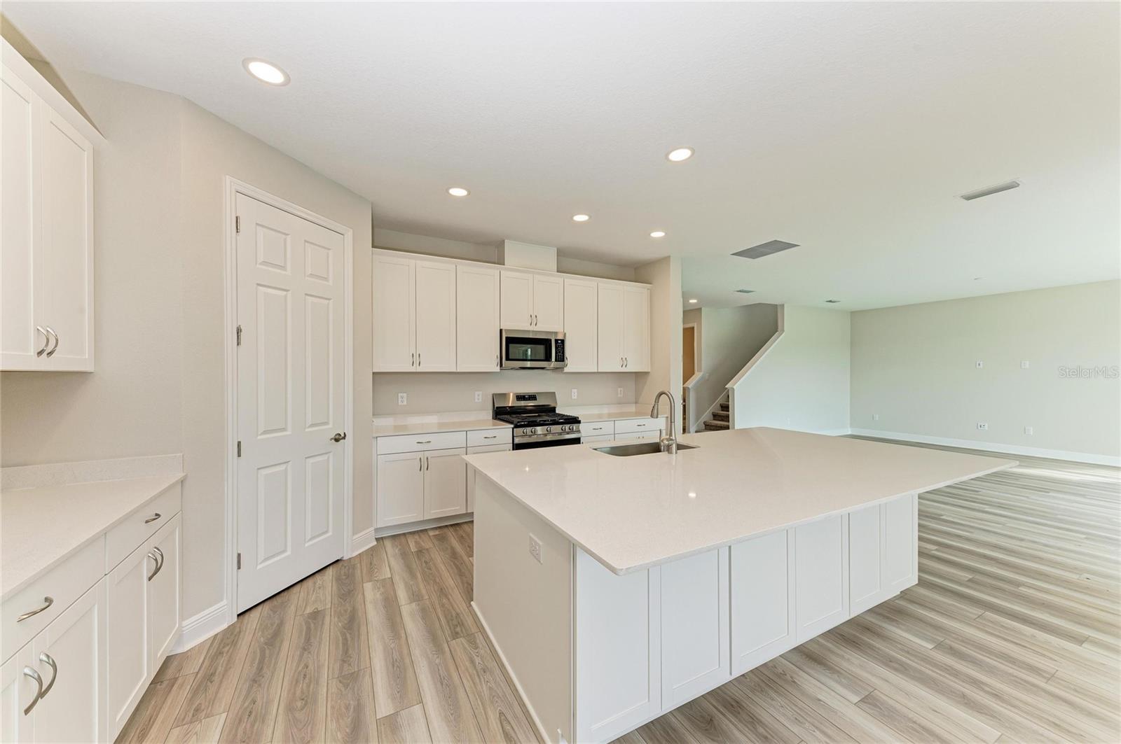 8509 DOVE BOG TER — photo 16
