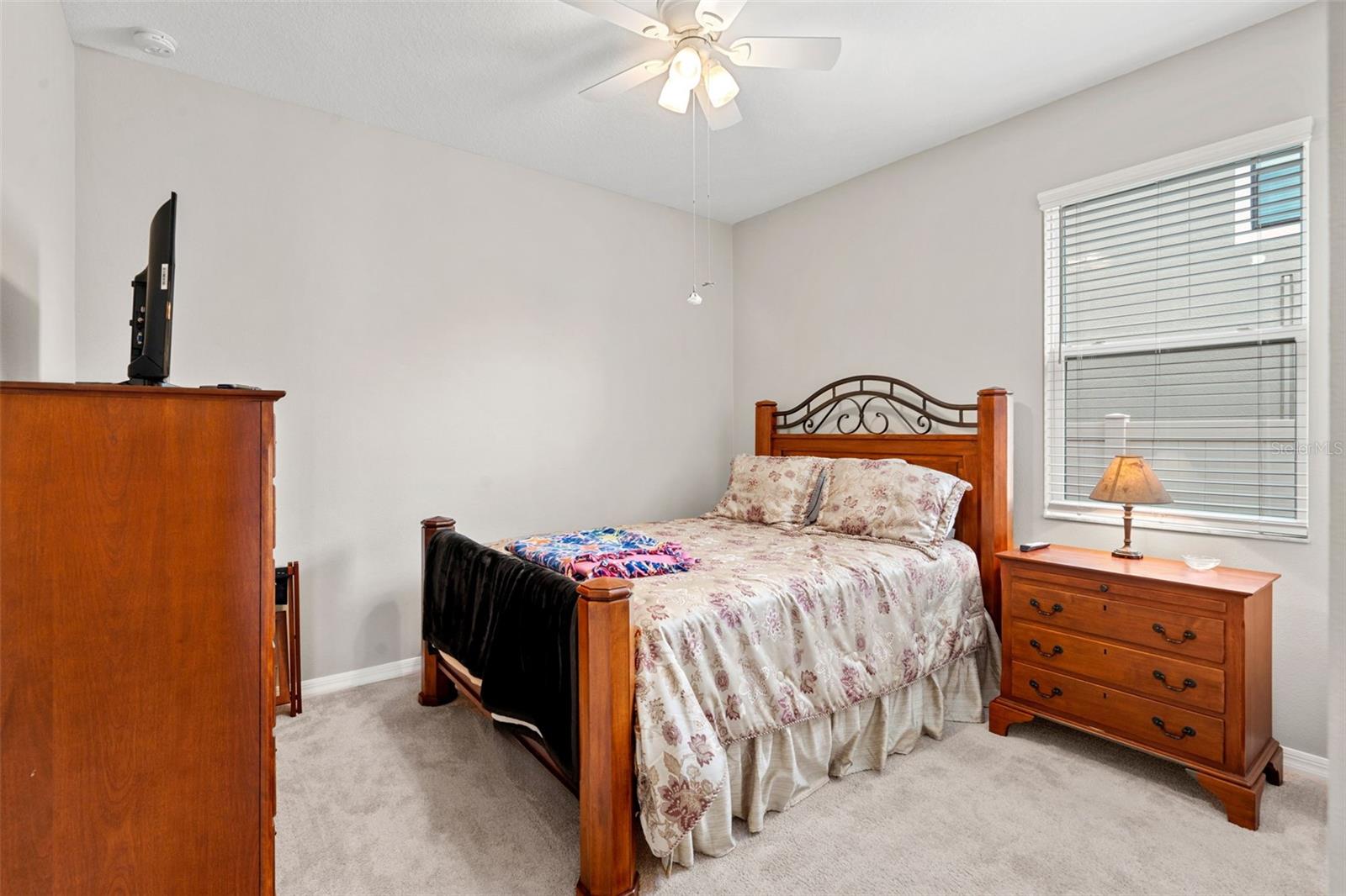 18565 OBREGAN DR — photo 32