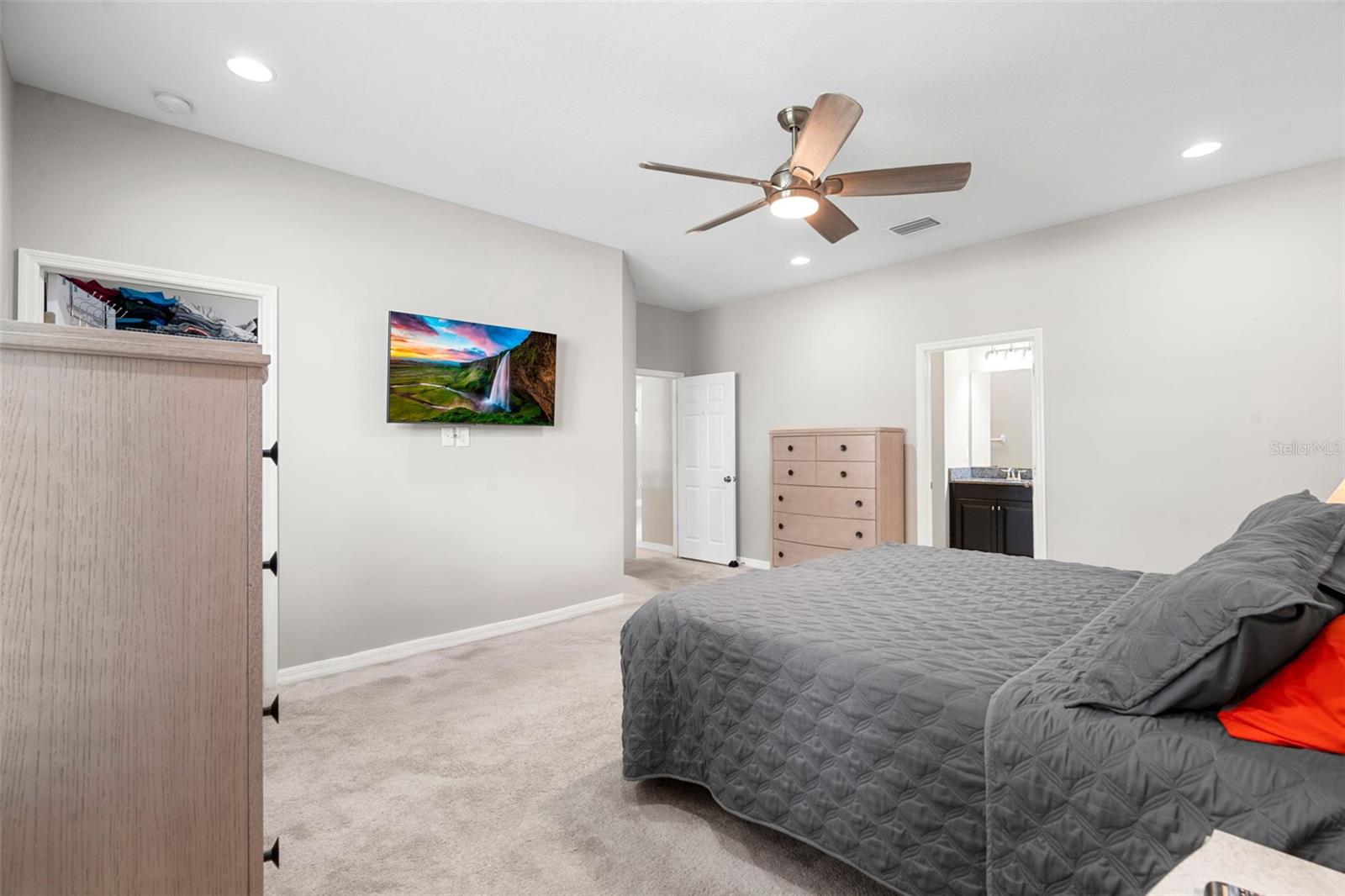 18565 OBREGAN DR — photo 24