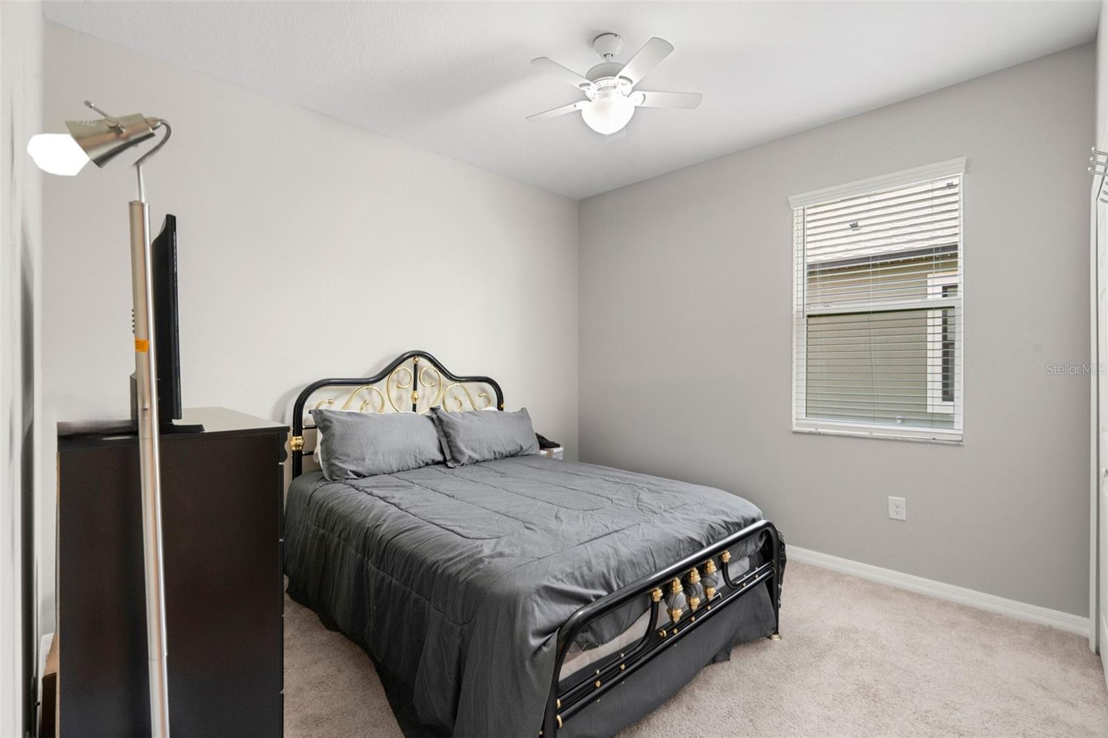 18565 OBREGAN DR — photo 37