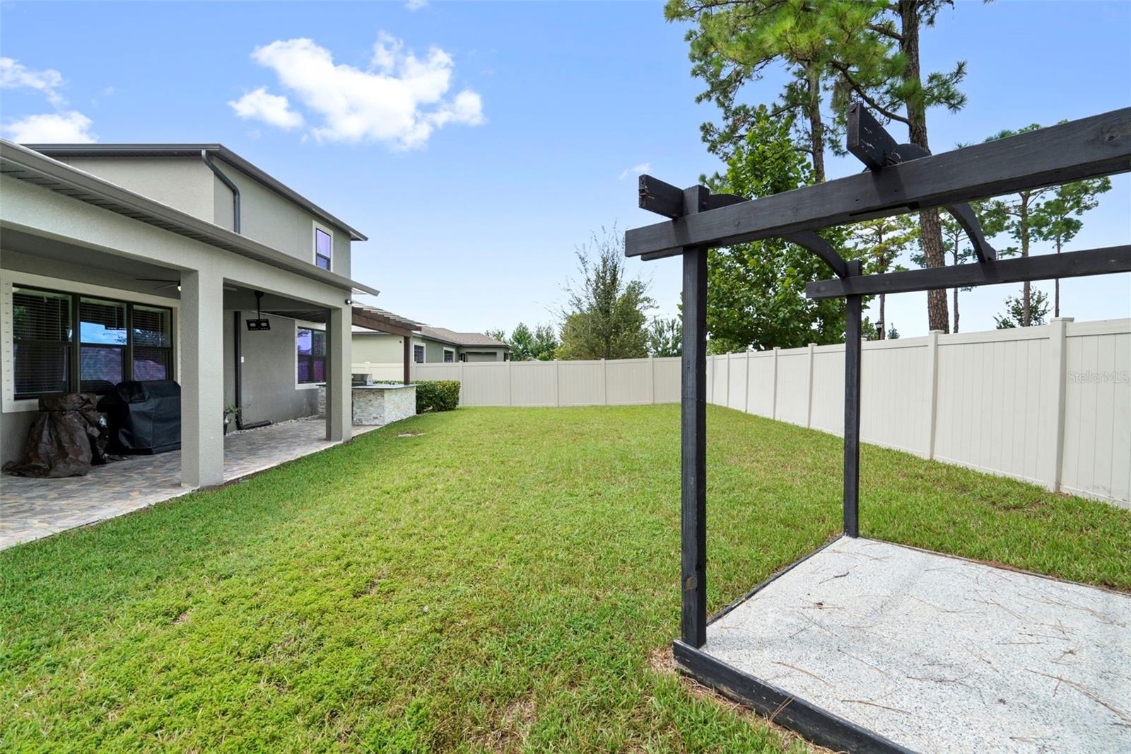 18565 OBREGAN DR — photo 52