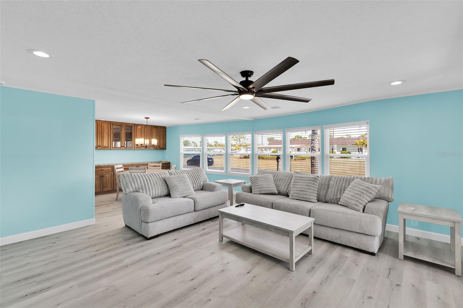 517 LOS ALTOS — photo 13