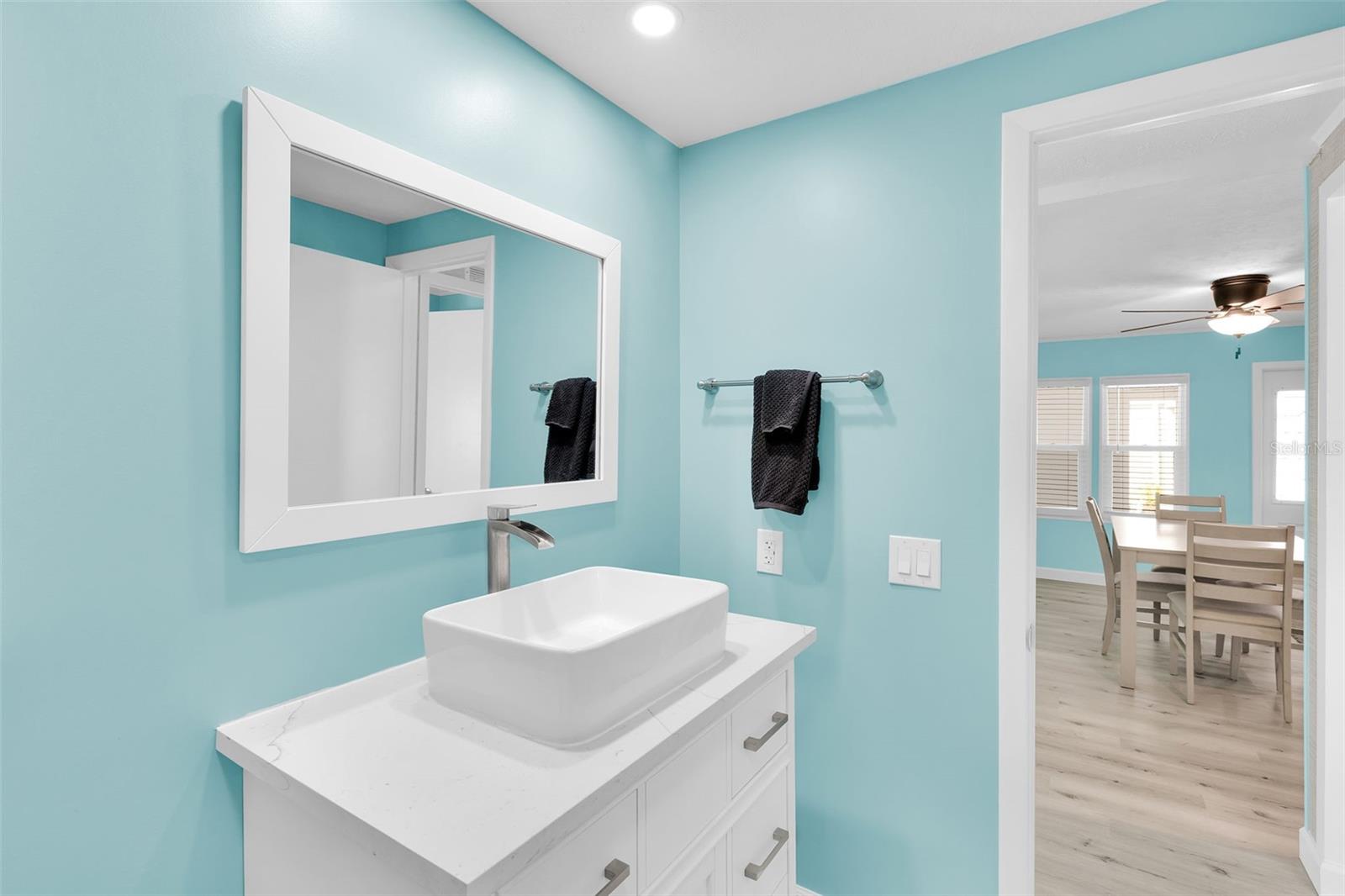 517 LOS ALTOS — photo 25