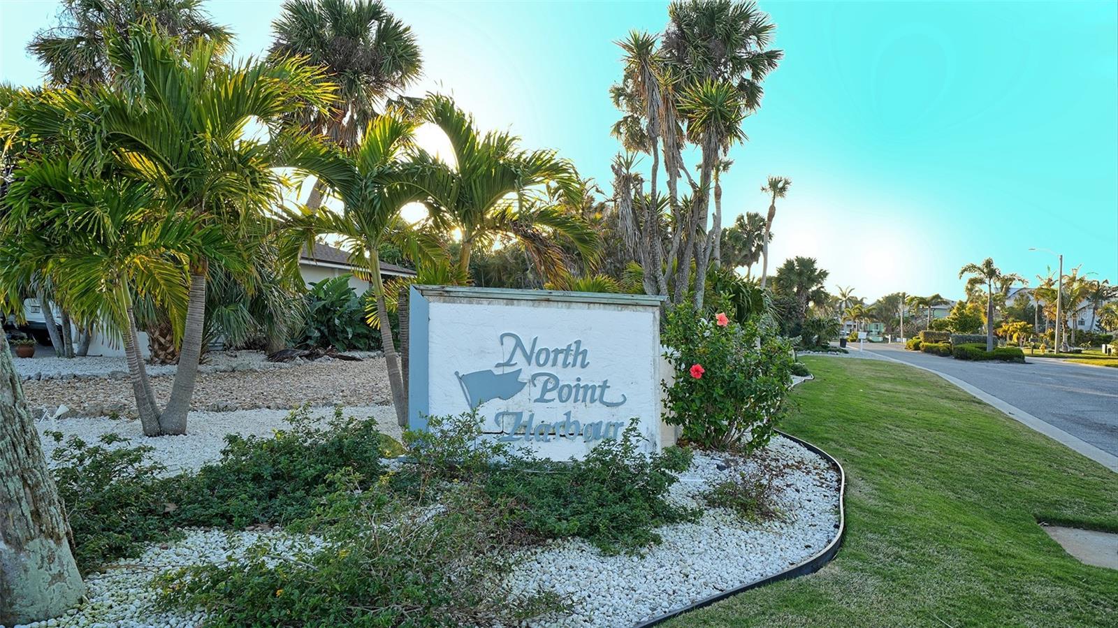 605 N POINT DR — photo 92