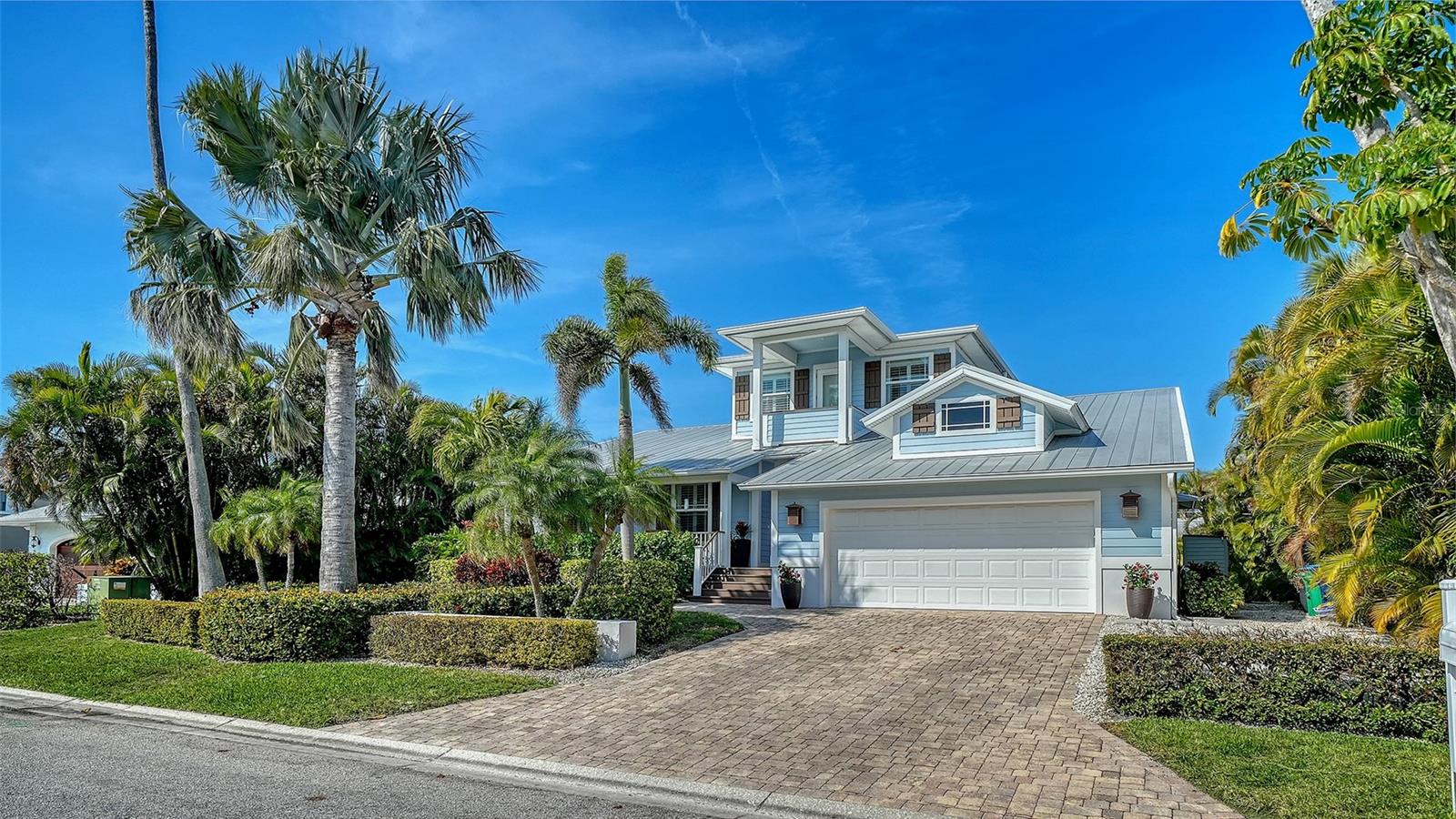 605 N POINT DR — photo 91
