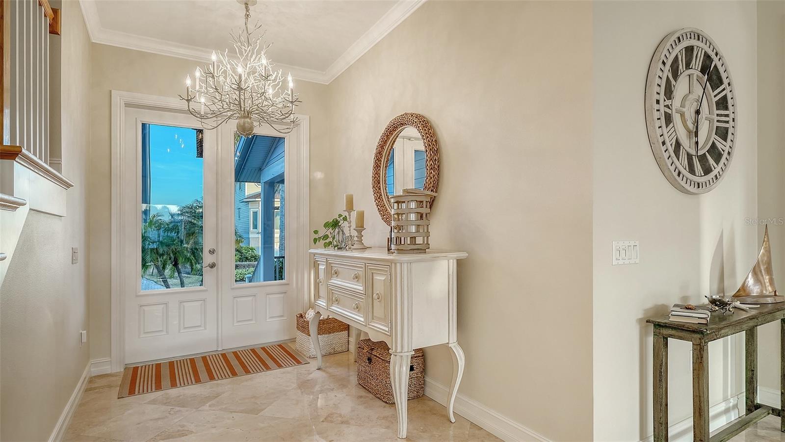 605 N POINT DR — photo 12