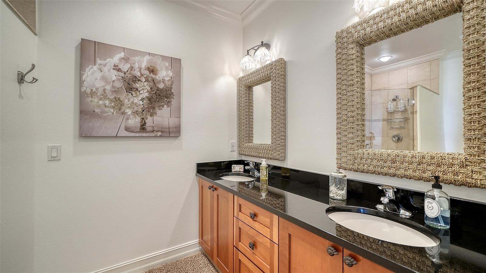 605 N POINT DR — photo 66