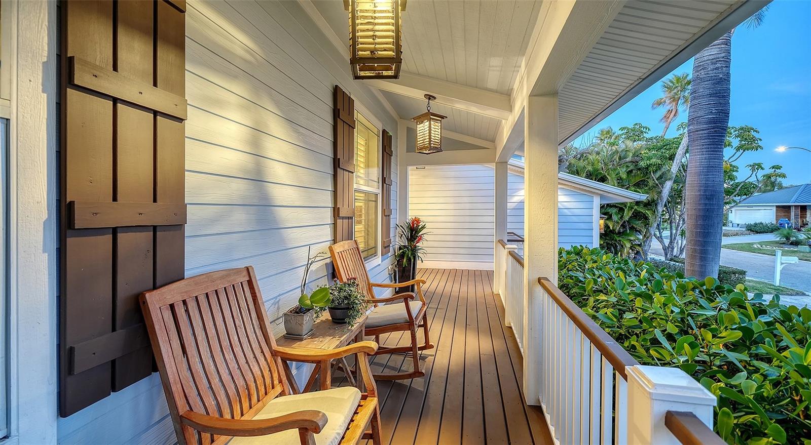605 N POINT DR — photo 10