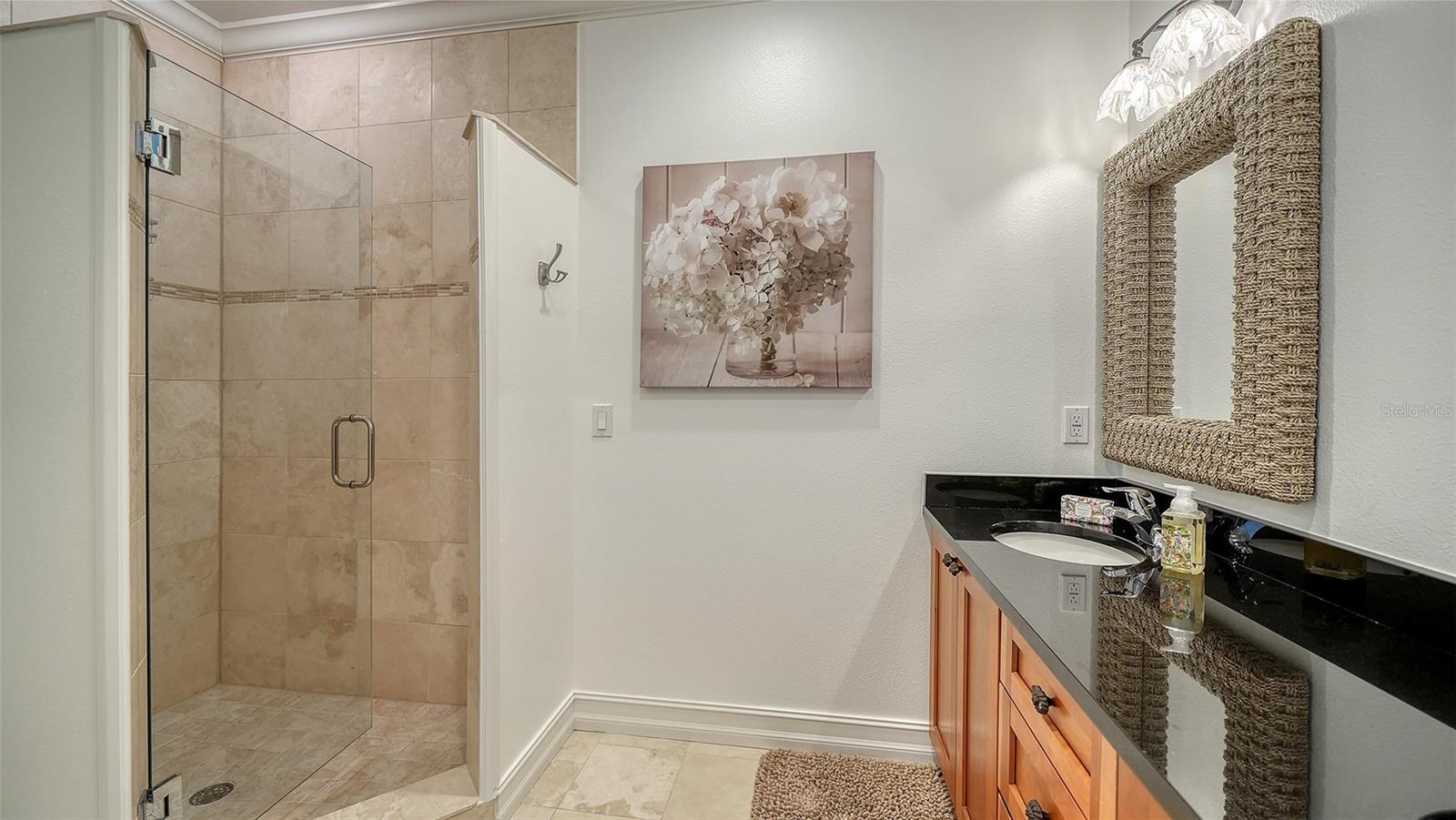 605 N POINT DR — photo 67