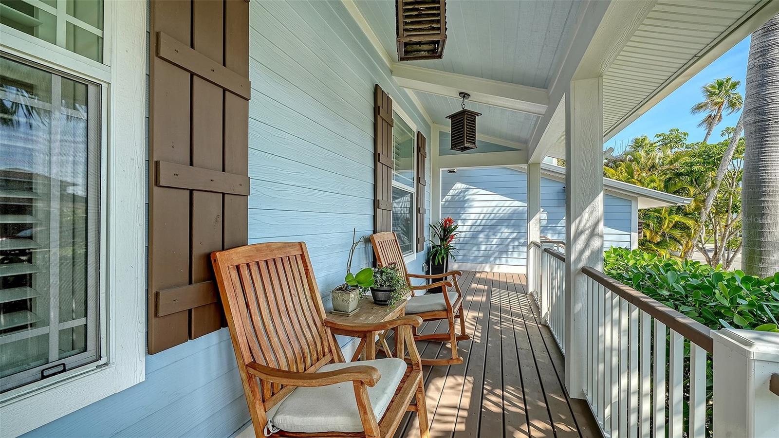605 N POINT DR — photo 8