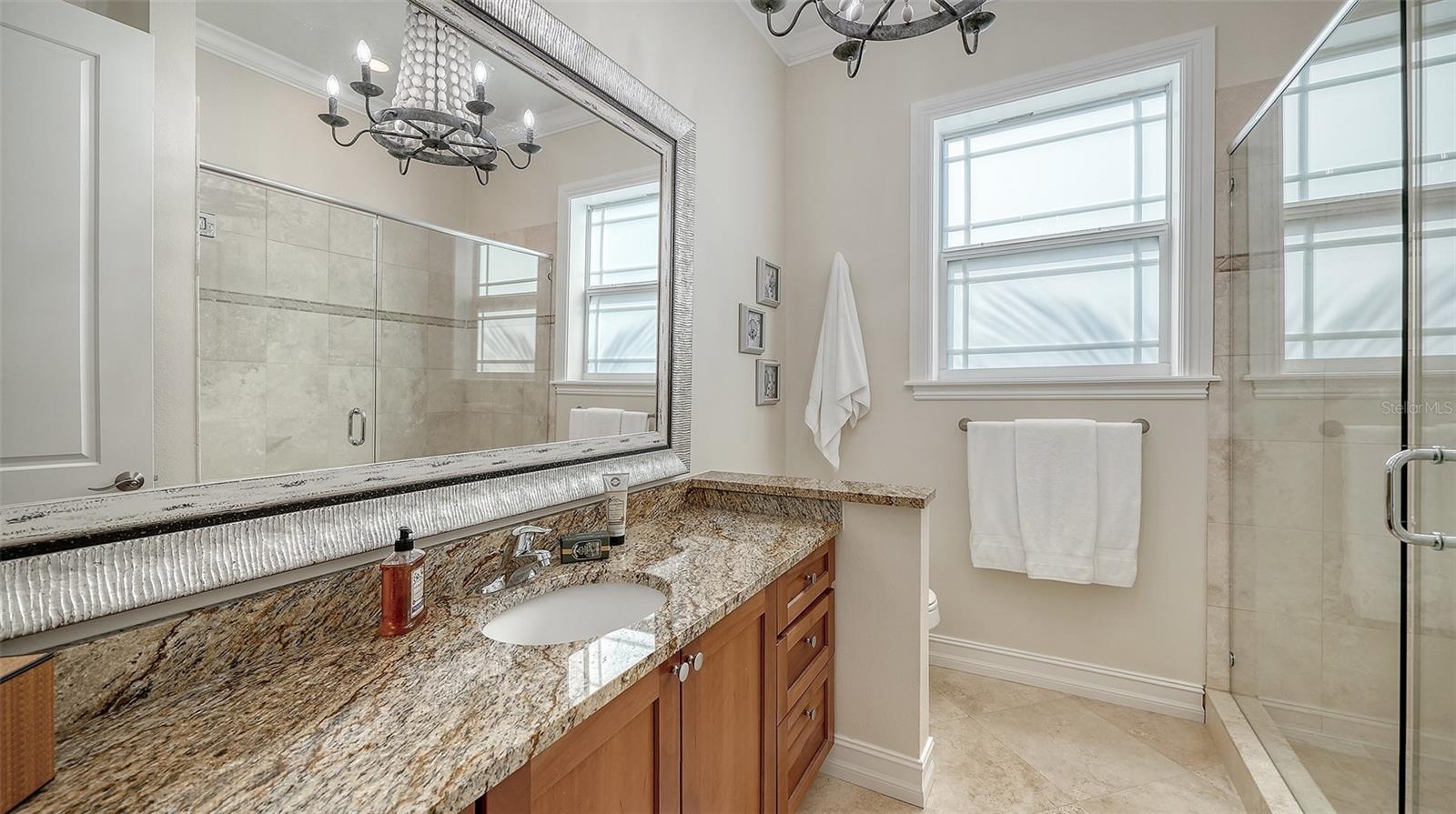 605 N POINT DR — photo 51