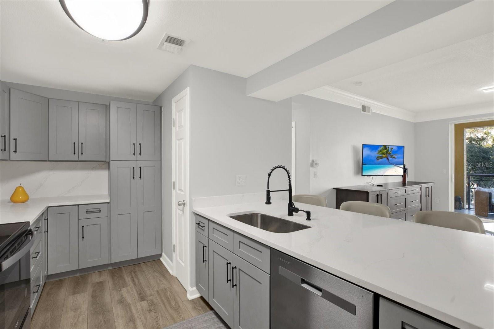 345 BAYSHORE BLVD #302 — photo 14